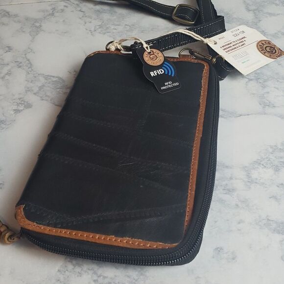 NWT Vaan & Co. Wallet and Phone Holder - Picture 6 of 9